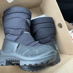 Kuoma winter book size 24